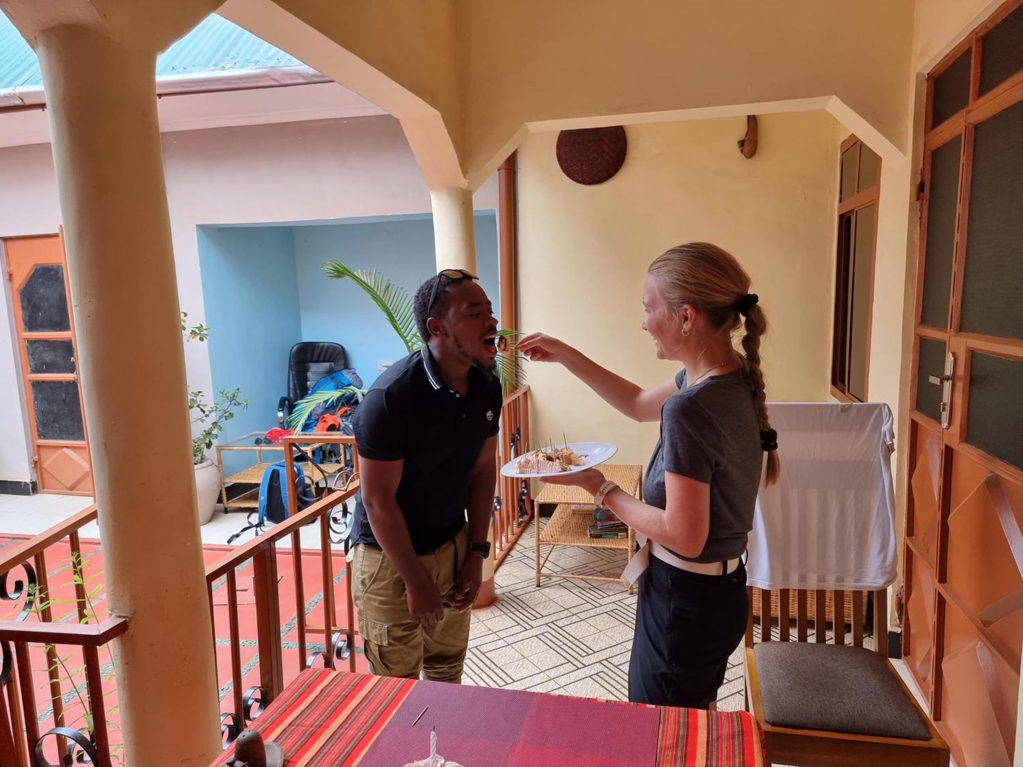 Kisanga Homestay Моши Экстерьер фото